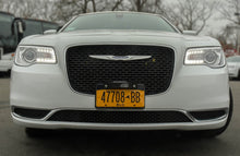 Load image into Gallery viewer, 16 Passenger Chrysler 300 Limousine - NY Wine Tours