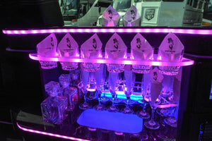 15 Passenger Lincoln Continental Limousine - NY Wine Tours