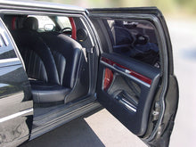 Load image into Gallery viewer, 12 Passenger Lincoln Limousine - NY Wine Tours
