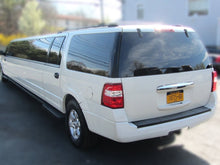 Load image into Gallery viewer, 20 Passenger Ford Expedition Limousine - NY Wine Tours

