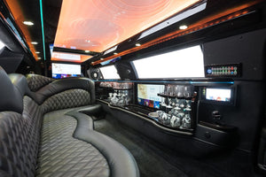 10 Passenger Lincoln Continental Limousine - NY Wine Tours