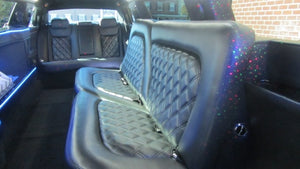 14 Passenger Chrysler 300 Limousine - NY Wine Tours