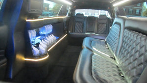 14 Passenger Chrysler 300 Limousine - NY Wine Tours