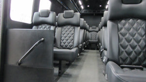 27 Passenger Executive Luxury Shuttle Bus - NY Wine Tours