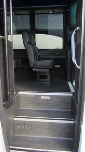24 Passenger Executive Luxury Shuttle Bus - NY Wine Tours