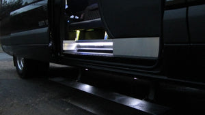 12 Passenger Mercedes-Benz Sprinter Party Bus - NY Wine Tours