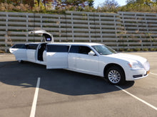 Load image into Gallery viewer, 15 Passenger Chrysler 300 Limousine - NY Wine Tours
