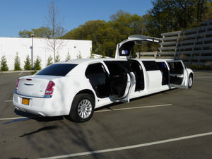 15 Passenger Chrysler 300 Limousine - NY Wine Tours