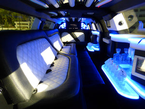 15 Passenger Chrysler 300 Limousine - NY Wine Tours